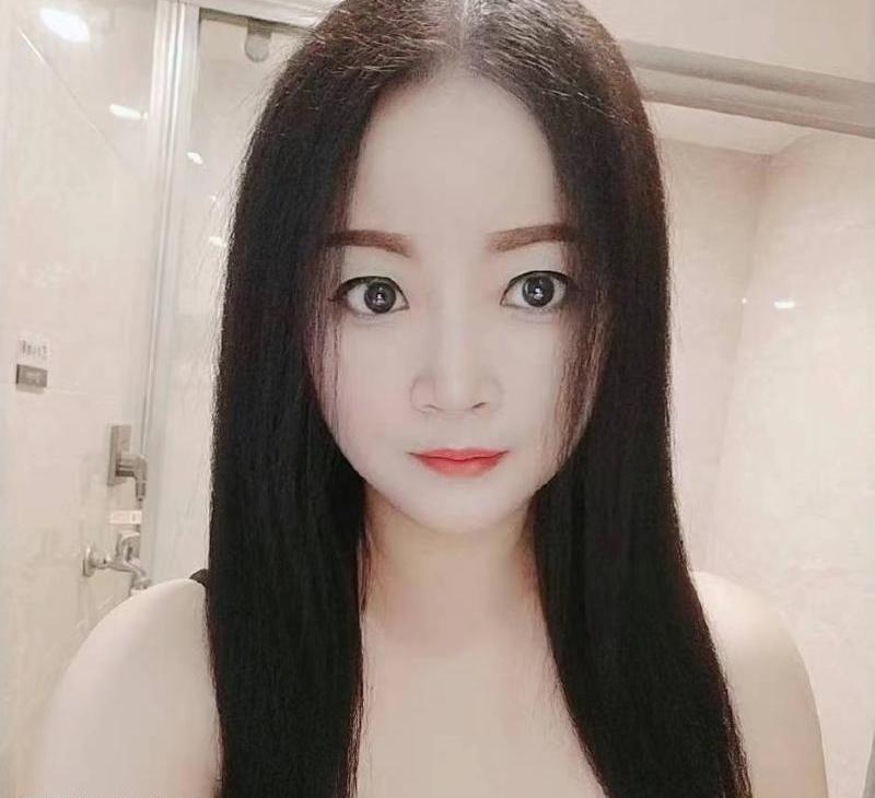 汉阳大胸妹子