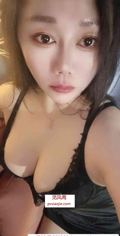 南坪伊依